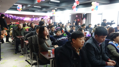 飛龍醫(yī)療2015春節(jié)聯(lián)歡會(huì)現(xiàn)場 飛龍醫(yī)療2015春節(jié)聯(lián)歡會(huì)現(xiàn)場