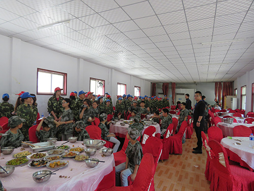 餐訓(xùn) 餐訓(xùn)