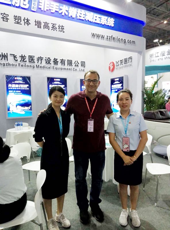 飛龍醫(yī)療外星艙亮相2018上海大虹橋美博會 飛龍醫(yī)療外星艙亮相2018上海大虹橋美博會