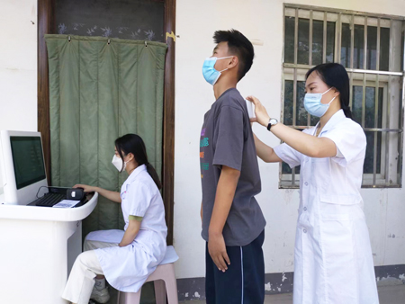 脊柱側彎篩查 脊柱側彎篩查