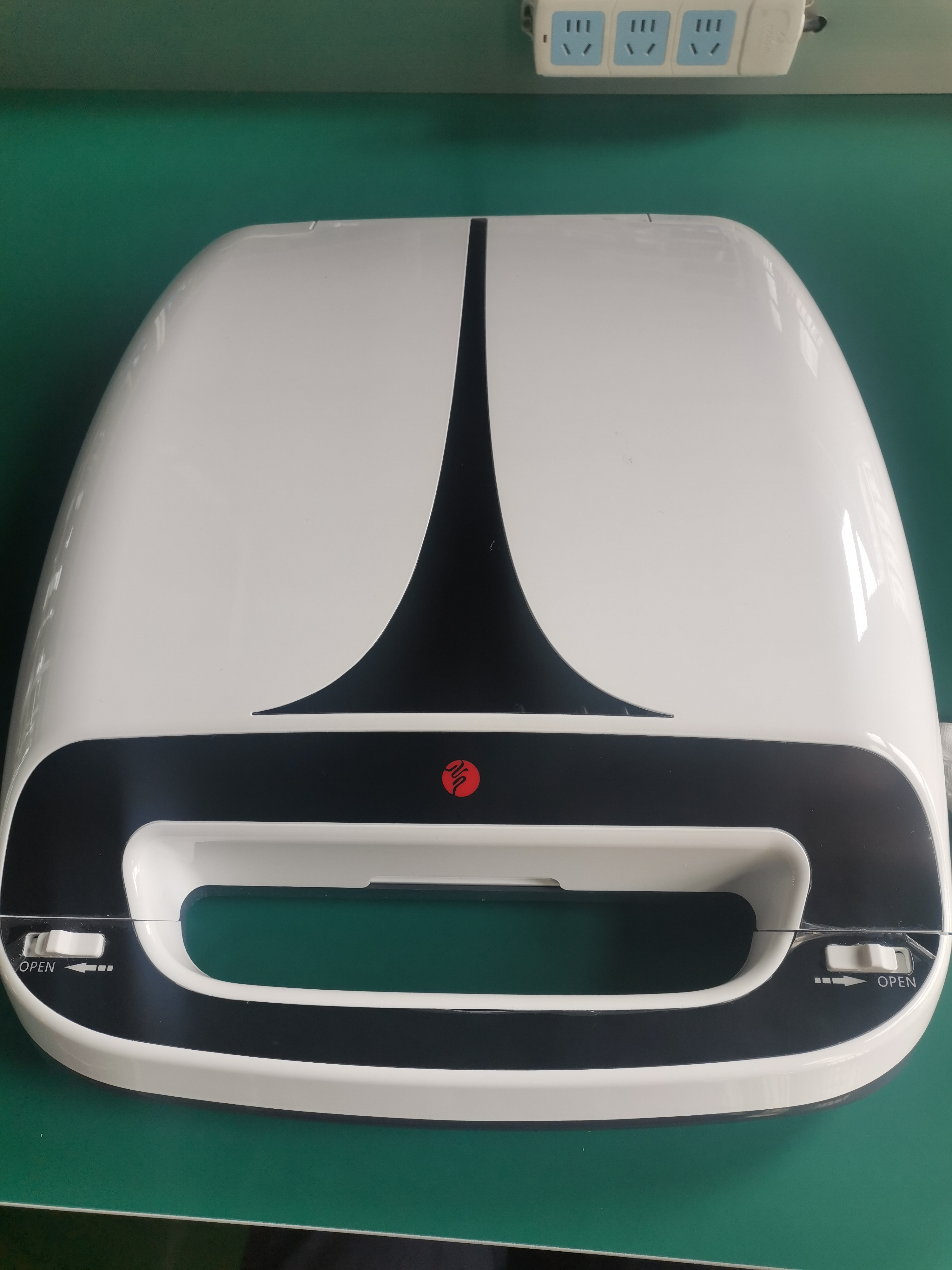 電磁式?jīng)_擊波治療儀便攜式 電磁式?jīng)_擊波治療儀便攜式